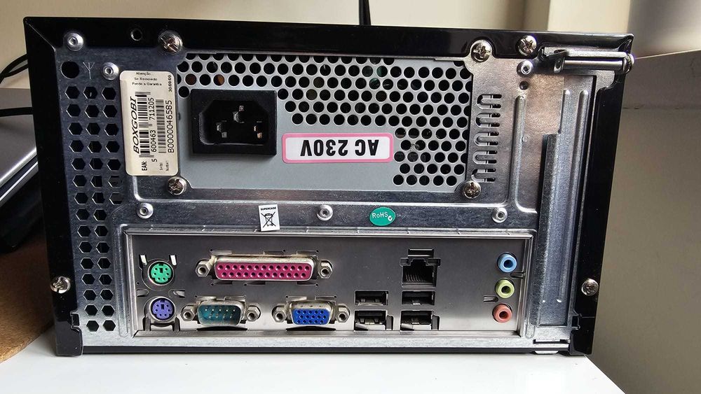 PC com Winxp é o Intel Atom, CPu 230 1,6