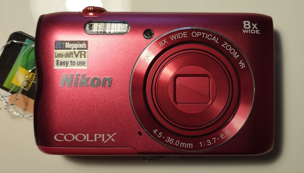 にゃんにゃんにゃん Nikon COOLPIX A300 NIKON Coolpix A300 Red – купити в dzvinok.ua: ціна, відгуки