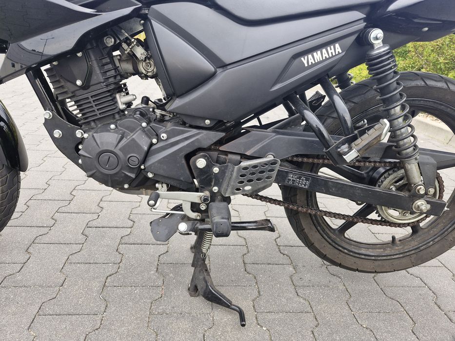 Motocykl Yamaha YS 125