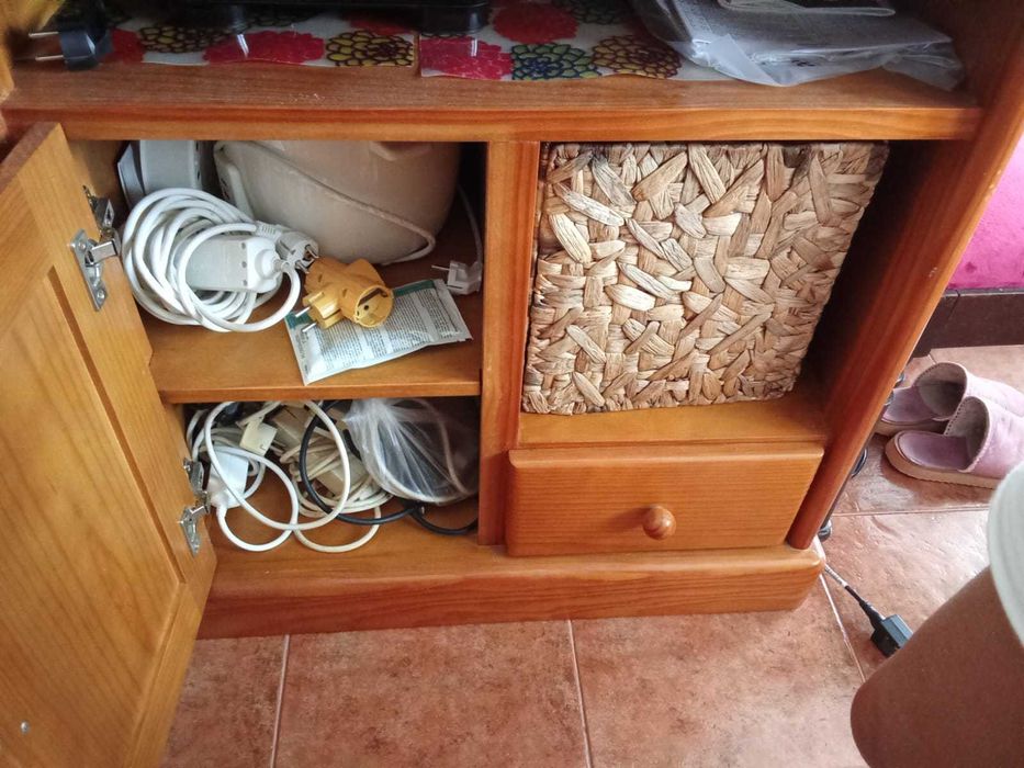 Móvel de Apoio para Sala ou Cozinha, em muitíssimo bom estado!