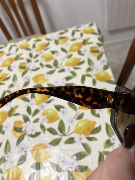 Oculos de sol prada tartaruga novos