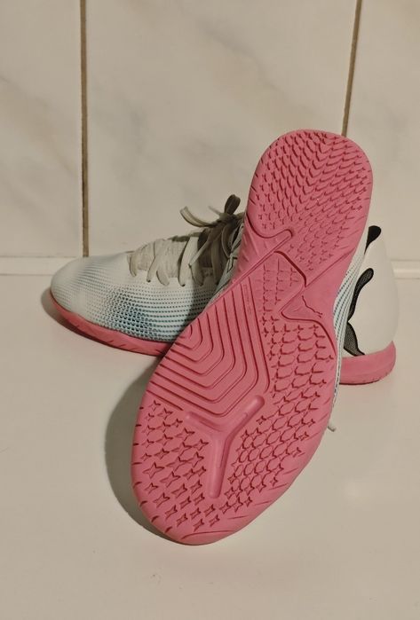 Halówki Puma 36 Future 7 Play buty piłkarskie