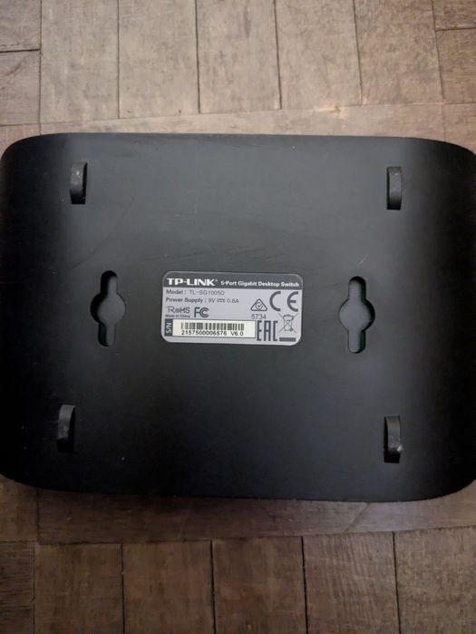 Switch Gigabit TP-Link + Repetidor Wi-Fi devolo AC (Pack)