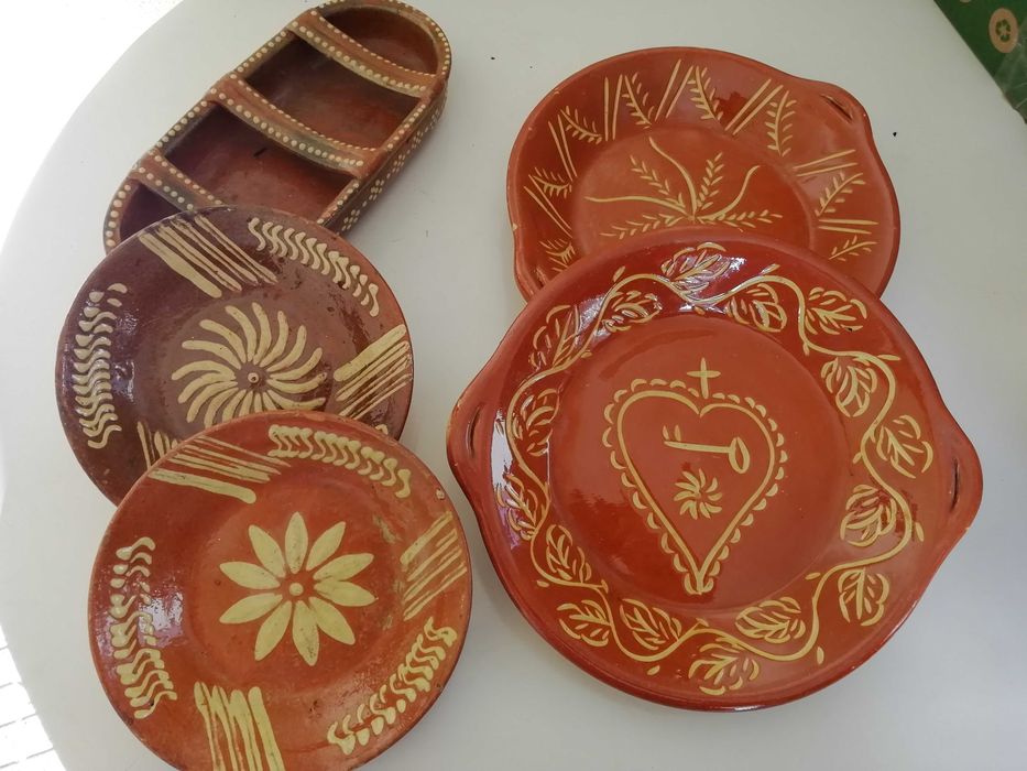 Louça em barro diversa