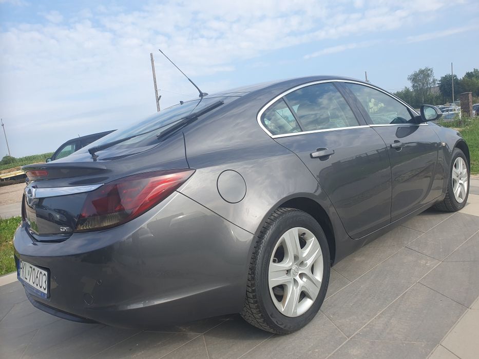 * * OPEL INSIGNIA A * * 2.0CDTi 130KM * * Bardzo Ładny Stan * * Zobacz Koniecznie * *