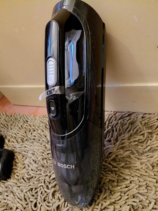 Aspirador Vertical 2 em 1 da Bosch com 20 v.