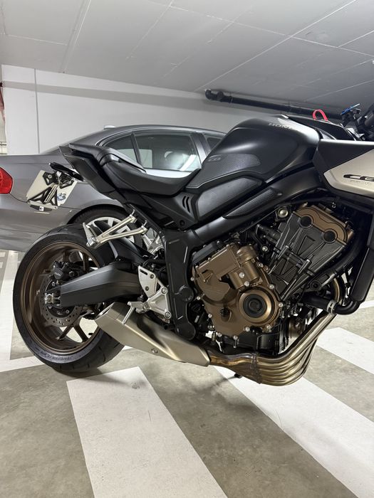 Honda CB650R E-Clutch