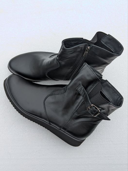 Жіночі черевики великих розмірів