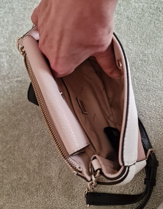 Malas Guess em excelente estado