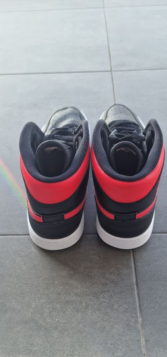 Air Jordan 1 Mid "Siren Red" Sapatilha