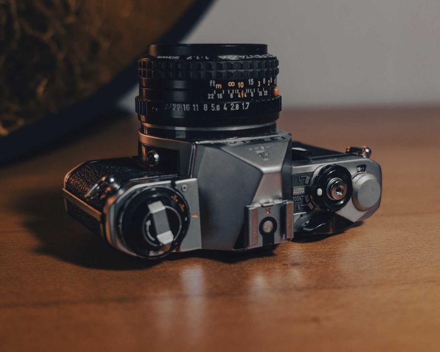 Pentax ME com lente Pentax 50mm 1.7