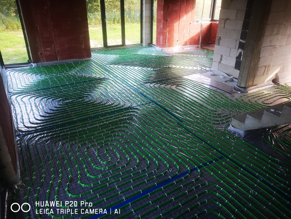 Ogrzewanie podłogowe,C.O Hydraulik, gruntowa pompa,Przyłącza wod-kan