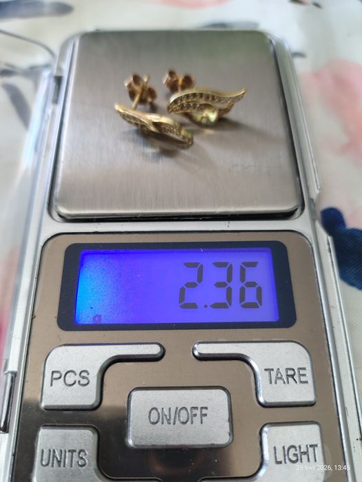 Złote kolczyki 585