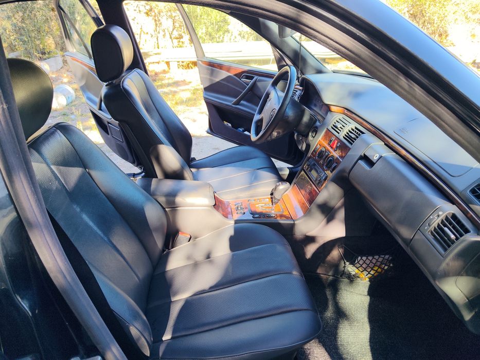 Mercedes Benz E220 elegance automático — photo 2