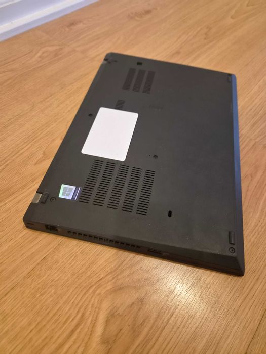 Lenovo ThinkPad T490 – i5 | 8GB RAM | 256GB SSD