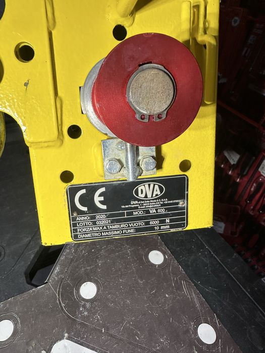 DVA WINCH VA600 Лебідка Бензинова  лебідка переносна   тросова барабанна