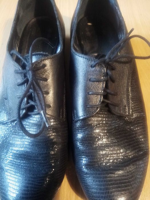 Półbuty czarne skórzane