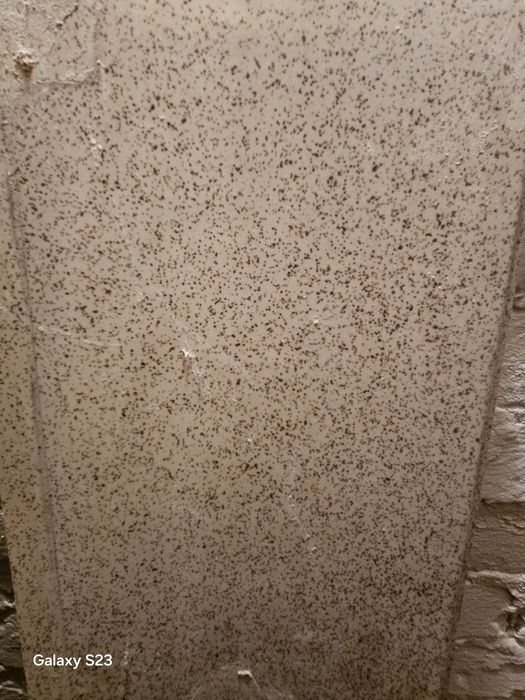 Parapety z konglomeratu