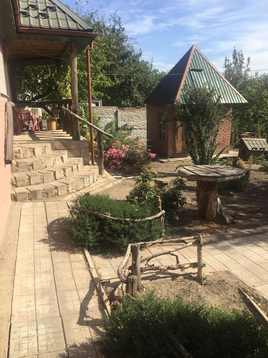 Продам дом - усадьбу 30 соток в черте города без посредников