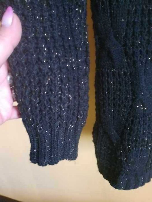 sweter ażur czarny z wełną 38/40 złota nitka/dłuższy włoski M/L