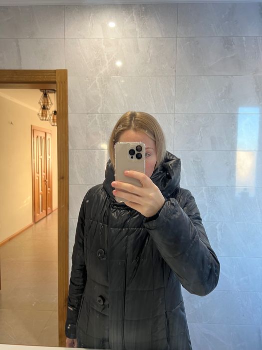 Розпродажа одягу-Куртка чорна розмір м,л