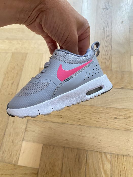 Кросівки nike оригінал 21р