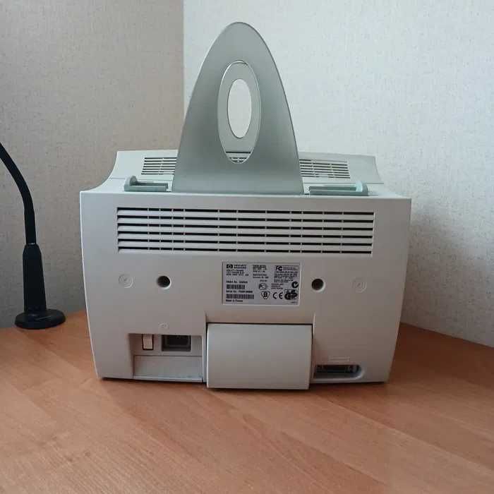 Продам лазерный монохромный принтер HP LaserJet 1100