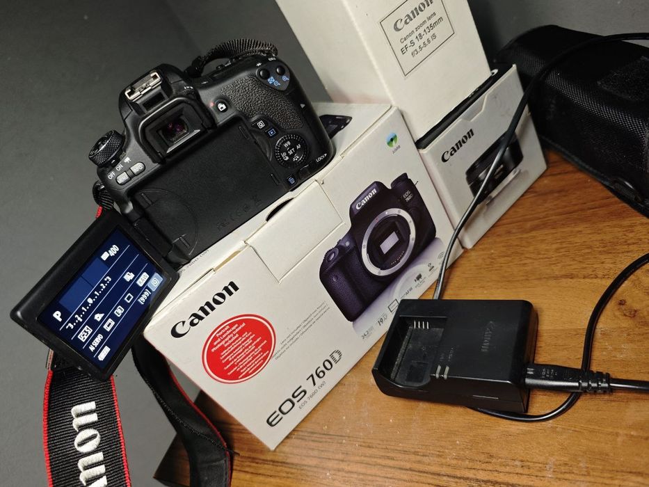 Камера canon 760d