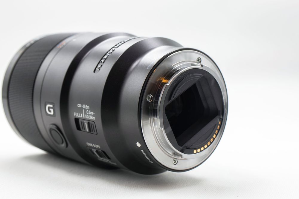 Sony 90mm Macro G OSS — Impecável | Caixa Completa
