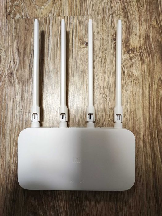 Маршрутизатор Xiaomi Mi WiFi Router 4C WiFi4/N300 состояние нового