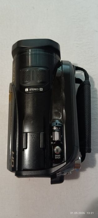 Відеокамера jvc Everio