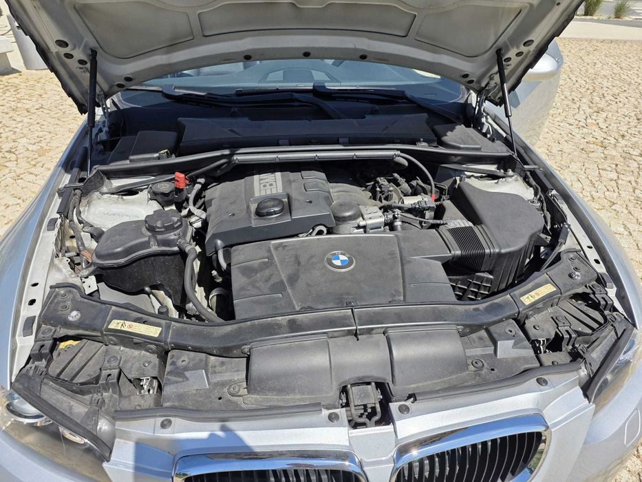 BMW 320i Cabrio Nacional - 82 mil kms