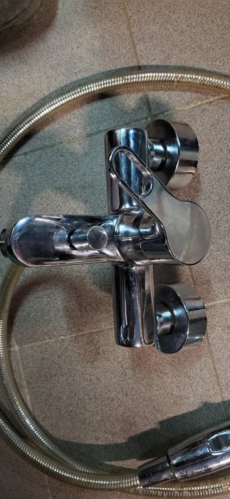 Torneiras diversas para poliban banheira e cozinha. bide e lavatorio.