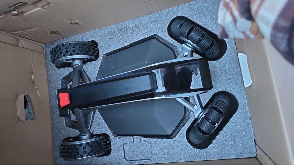 Робот-газонокосарка EcoFlow blade