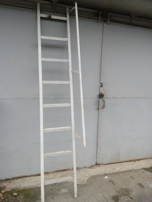 Драбина металева.