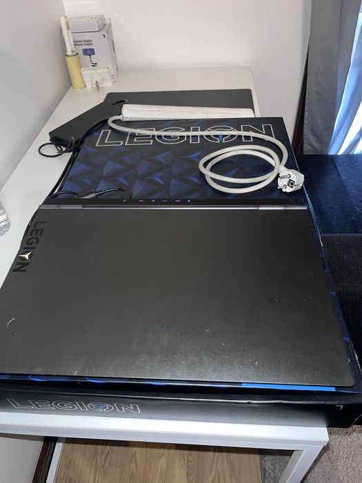 Lenovo legion Y740-17IRHg