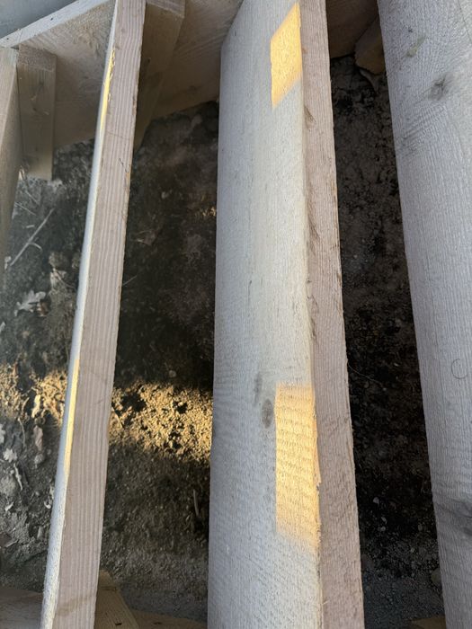 Schody drewniane na budowę