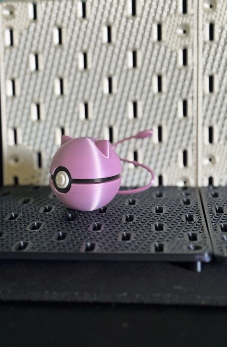 Pokebola Mew (3D)