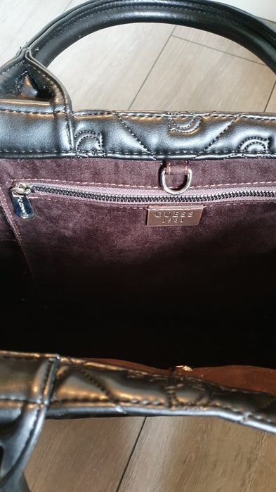 Torebka do ręki czarna