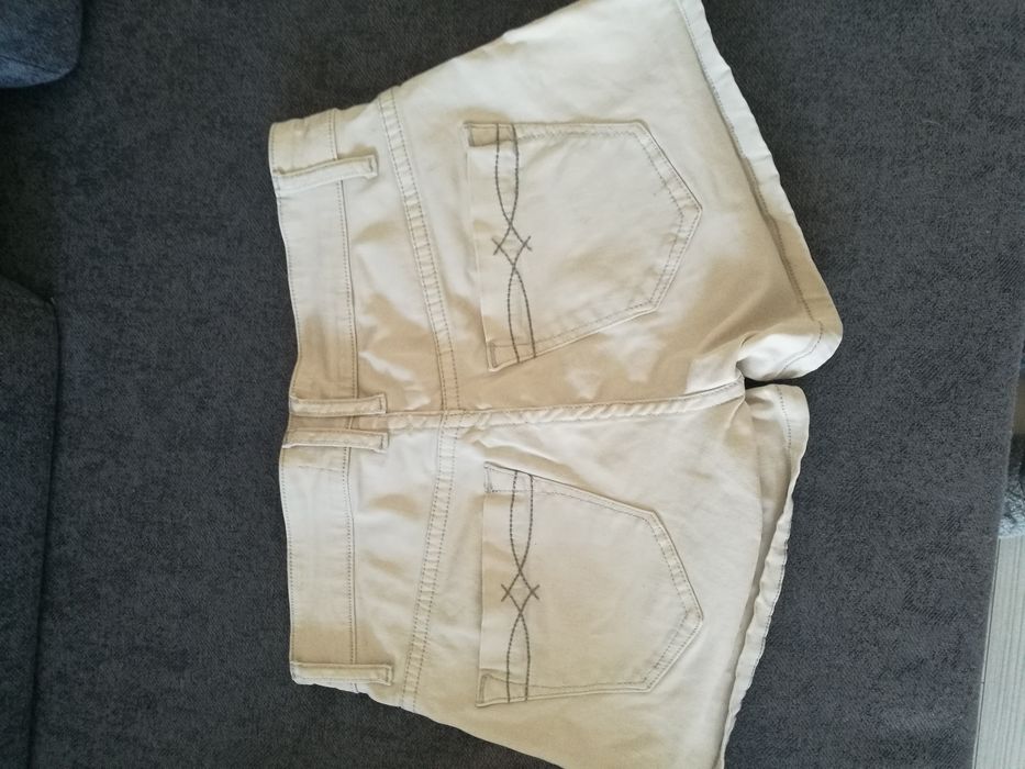 Spodenki krótkie stradivarius rozm. 34