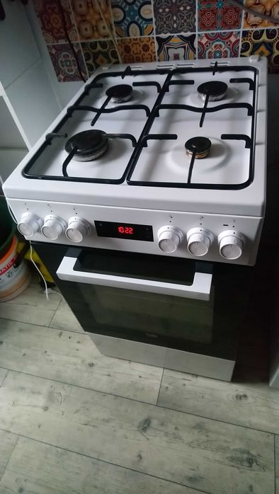 Okazja!- Kuchenka ''BECO FSE52321DWD''