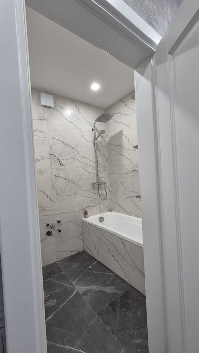 2-кімнатна квартира біля озера, Гостомель, з ремонтом