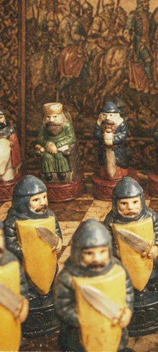 Jogo Xadrez Afonso X Medieval 32 peças tabuleiro e caixa arrumação