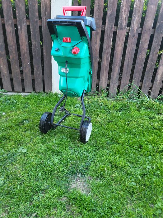 Rozdrabniacz do gałęzi CMI 2400w !!!