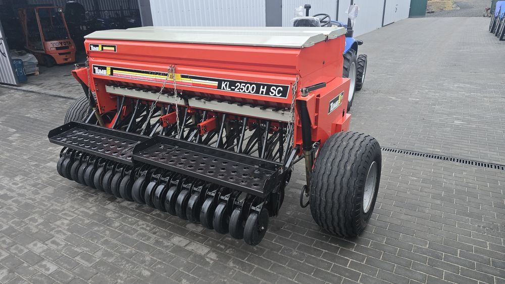 Сівалка зернова дискова 2,5м.Туме