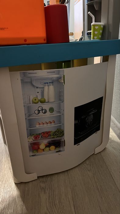 Кухня smoby со звуком+ микроволновка + тостер