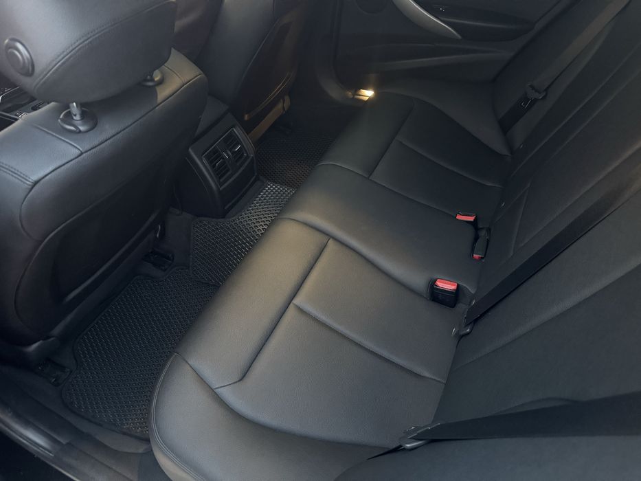 BMW F30 320i 2017г.