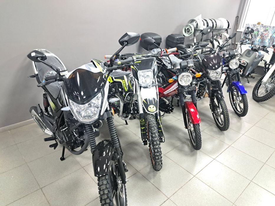 Мотоцикл Loncin cr 4
