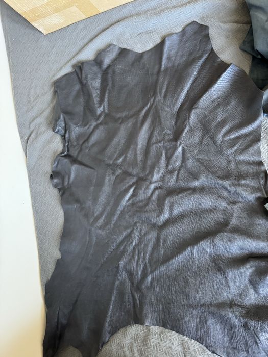 Skóry jagnięce całe komplet 19 szt