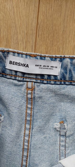 Bershka r.38 jasne jeansy cargo, kieszenie boczne, 100% bawełna